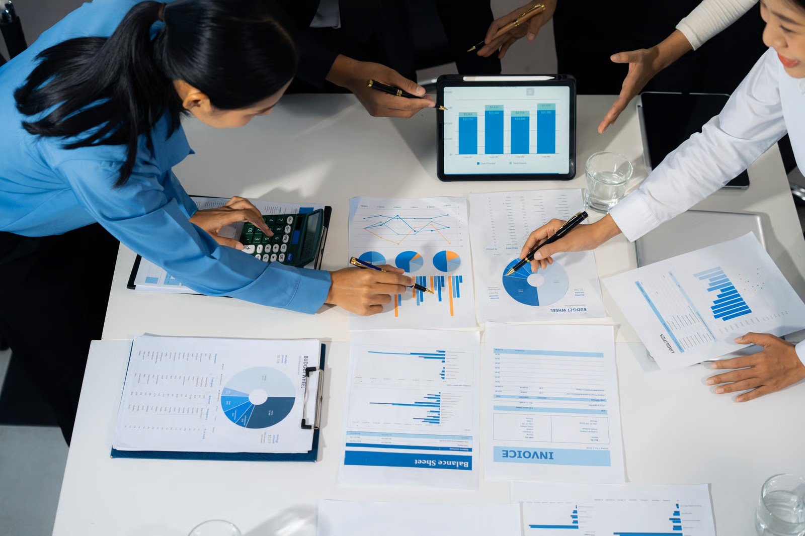 Achieving Efficiency with Accounting Solutions For SMEs